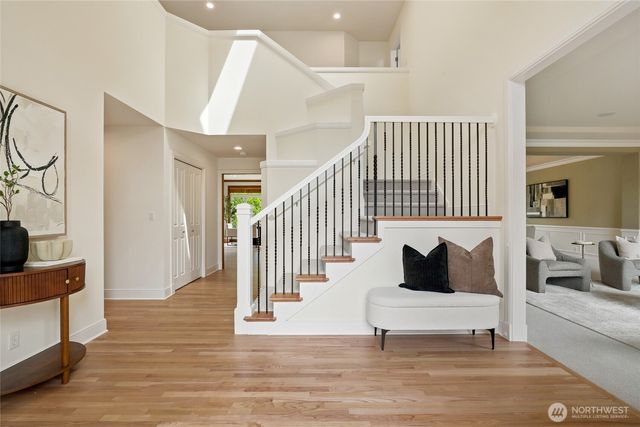 3054 205th Court NE, Sammamish, WA 98074
