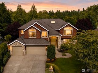 3054 205th Court NE, Sammamish, WA 98074