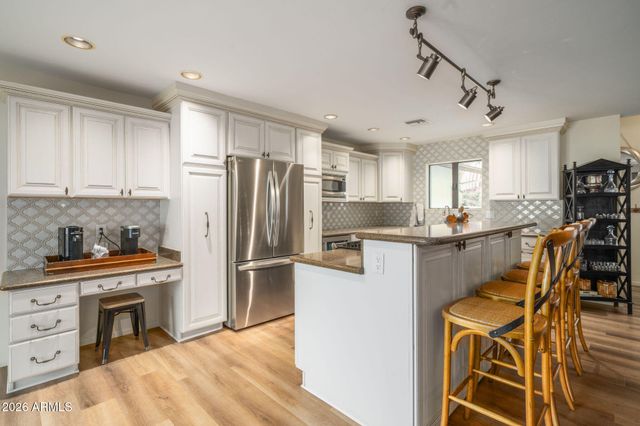 1222 E MYRTLE Avenue, Phoenix, AZ 85020