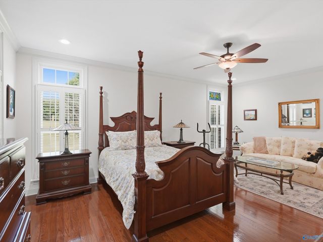 115 Featherstone Lane, Owens Cross Roads, AL 35763