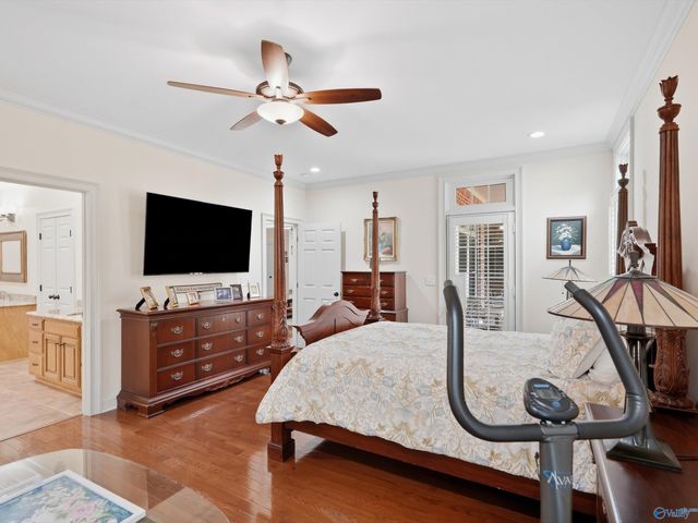 115 Featherstone Lane, Owens Cross Roads, AL 35763