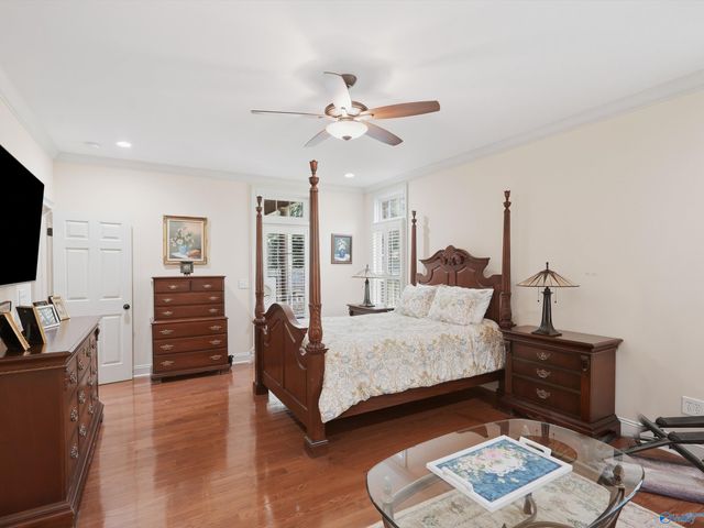 115 Featherstone Lane, Owens Cross Roads, AL 35763