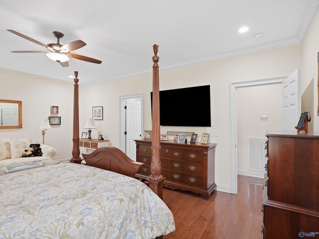 115 Featherstone Lane, Owens Cross Roads, AL 35763