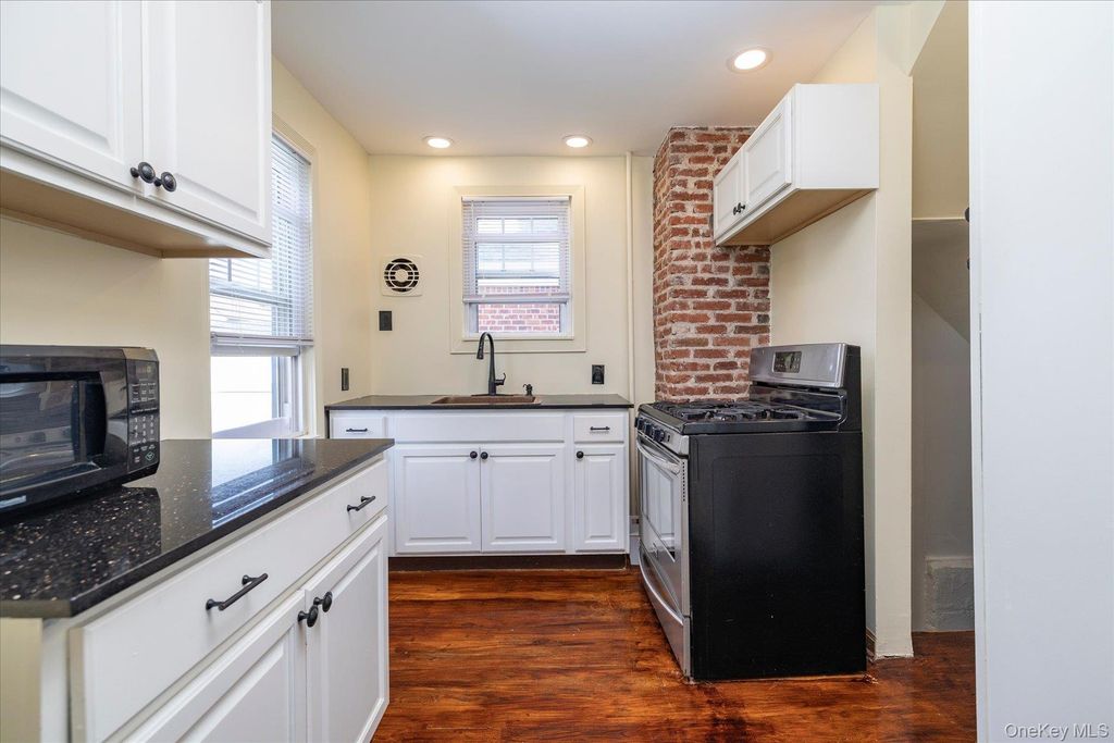 9024 218th Street, Queens Village, NY 11428 — photo 5