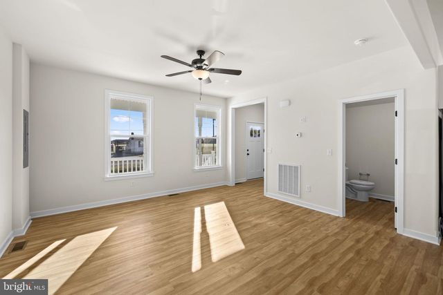 739 LAKEVIEW DR, Colonial Beach, VA 22443