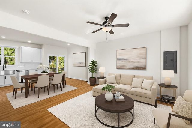 739 LAKEVIEW DR, Colonial Beach, VA 22443