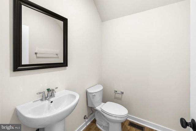 739 LAKEVIEW DR, Colonial Beach, VA 22443