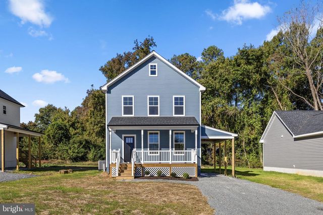 739 LAKEVIEW DR, Colonial Beach, VA 22443