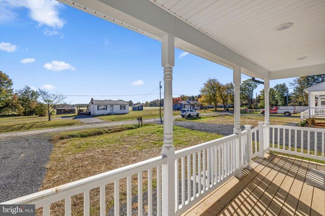 739 LAKEVIEW DR, Colonial Beach, VA 22443