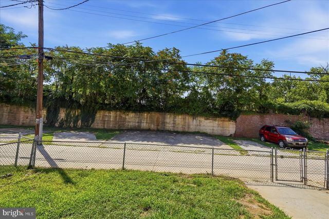 4509 ROKEBY RD, Baltimore, MD 21229