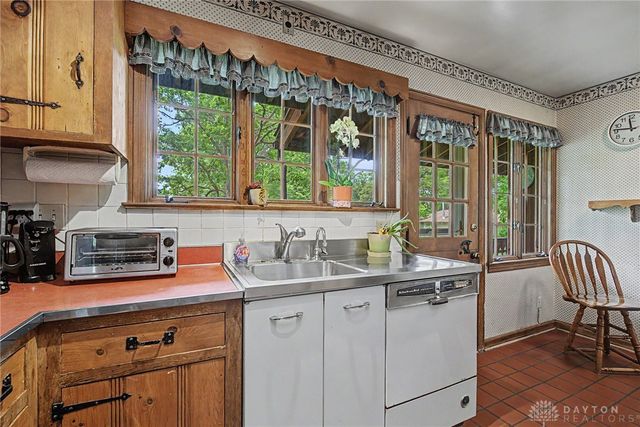 7790 Peters Pike, Butler Twp, OH 45414