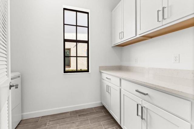 270 SE Fascino Cir, Port St Lucie, FL 34984