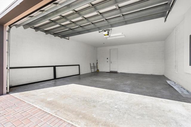 270 SE Fascino Cir, Port St Lucie, FL 34984