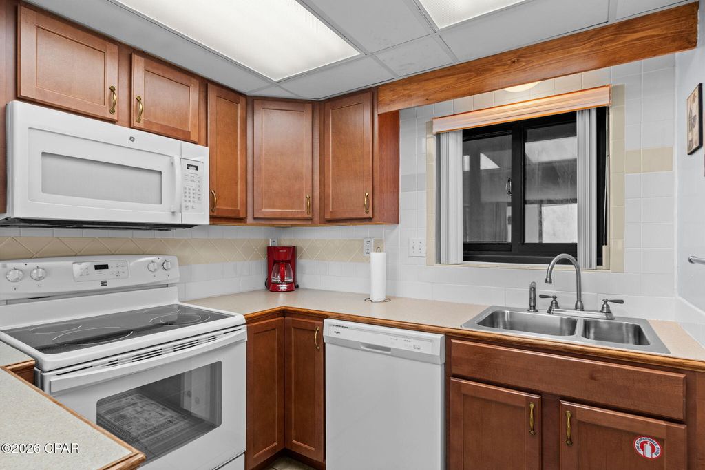 Image 12 of property listing at 9850 S Thomas Drive 1006E, Panama City Beach, FL 32408