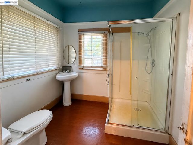 1701 10Th Ave, Oakland, CA 94606