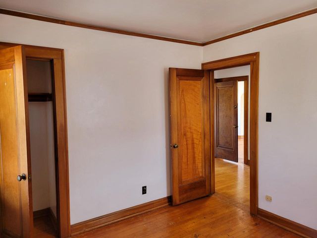 502 W Oakland AVENUE, Port Washington, WI 53074