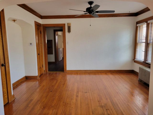 502 W Oakland AVENUE, Port Washington, WI 53074