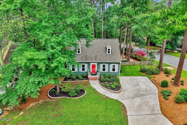 2 Cottage Woods Court, Durham, NC 27713