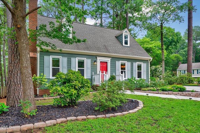 2 Cottage Woods Court, Durham, NC 27713