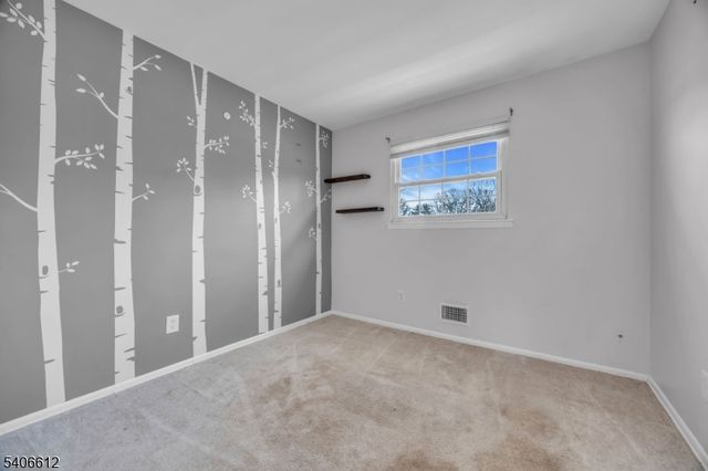 40 Drake Rd, Franklin Twp., NJ 08873