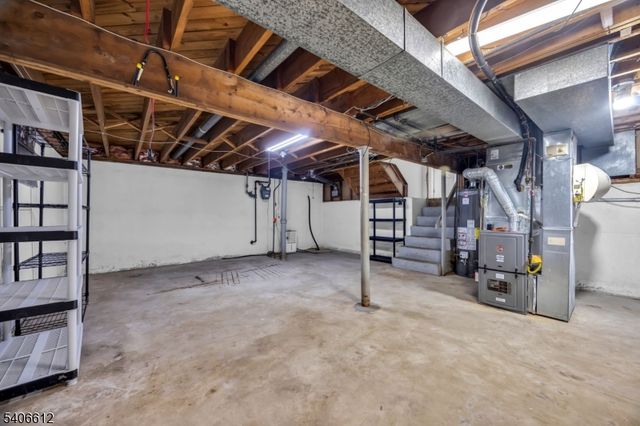 40 Drake Rd, Franklin Twp., NJ 08873