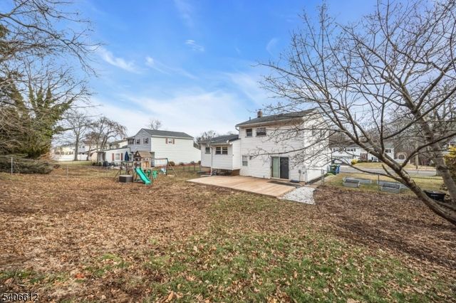 40 Drake Rd, Franklin Twp., NJ 08873