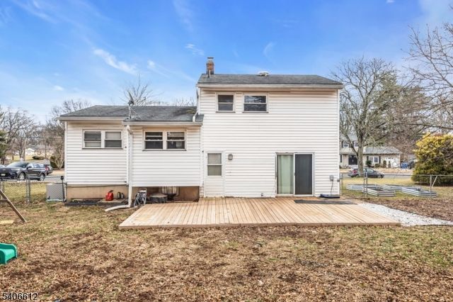 40 Drake Rd, Franklin Twp., NJ 08873