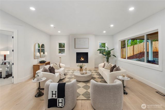 1651 169th Avenue NE, Bellevue, WA 98008