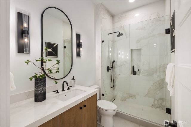 1651 169th Avenue NE, Bellevue, WA 98008