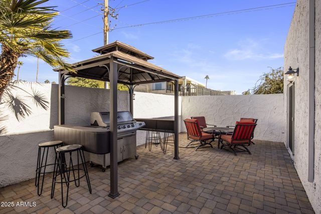 8576 E INDIAN SCHOOL Road UNIT B, Scottsdale, AZ 85251