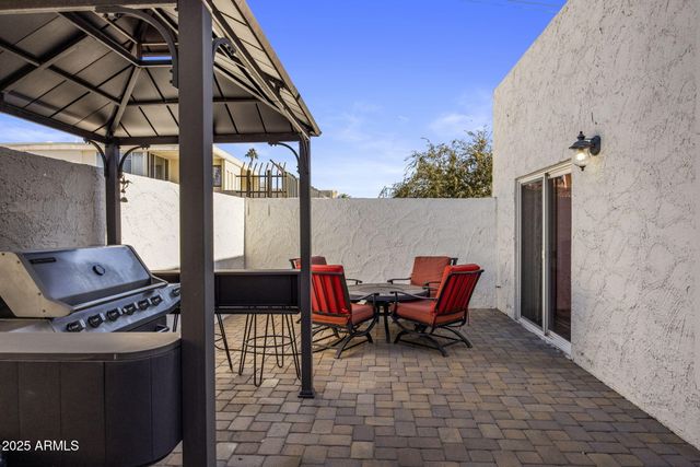 8576 E INDIAN SCHOOL Road UNIT B, Scottsdale, AZ 85251