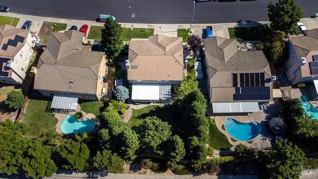 918 Shadow Tree Ct, Vacaville, CA 95687