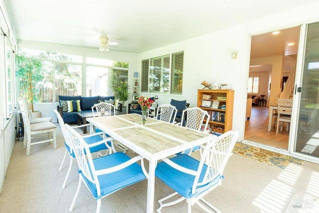 918 Shadow Tree Ct, Vacaville, CA 95687