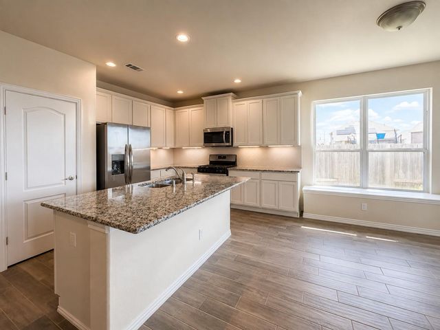 9734 Willowmoor Lane, Brookshire, TX 77423