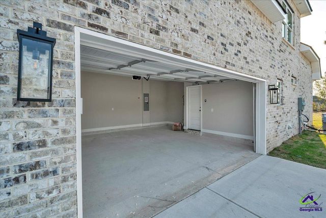 444 Burlington Drive, Macon, GA 31052