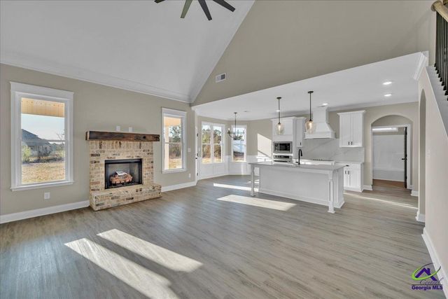 444 Burlington Drive, Macon, GA 31052