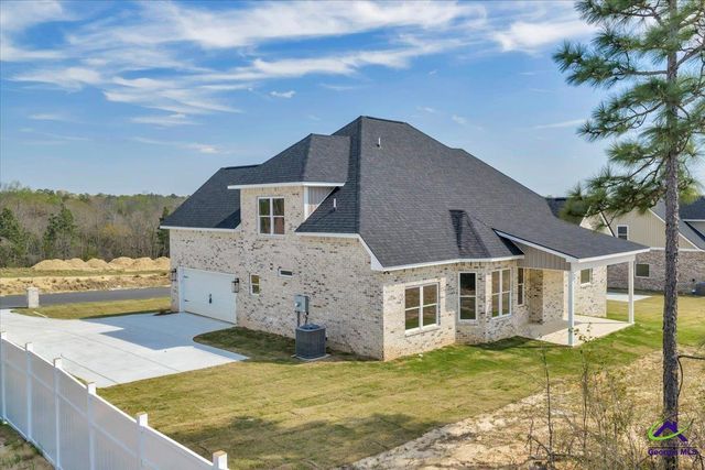 444 Burlington Drive, Macon, GA 31052