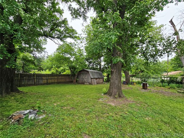 7 Payne Street, Pryor, OK 74361