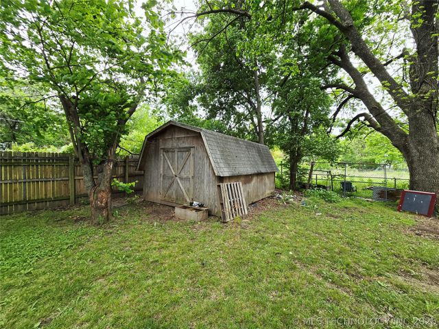 7 Payne Street, Pryor, OK 74361