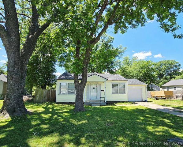 7 Payne Street, Pryor, OK 74361