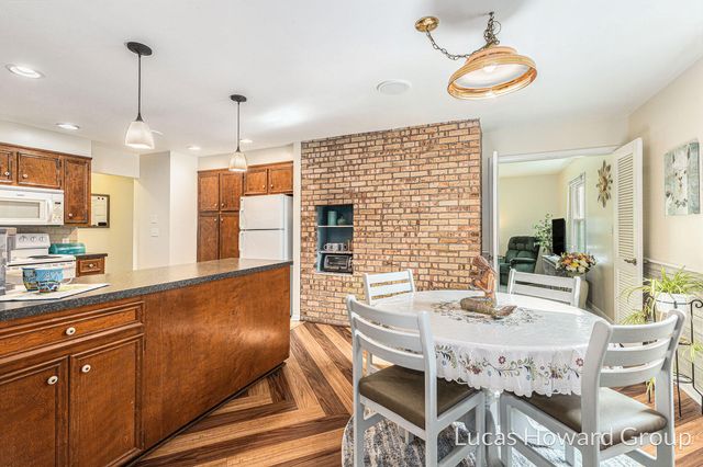 6040 10 Mile Road NE, Rockford, MI 49341