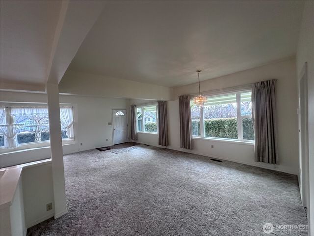 515 W 11th Avenue, Ellensburg, WA 98926