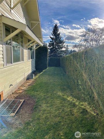 515 W 11th Avenue, Ellensburg, WA 98926