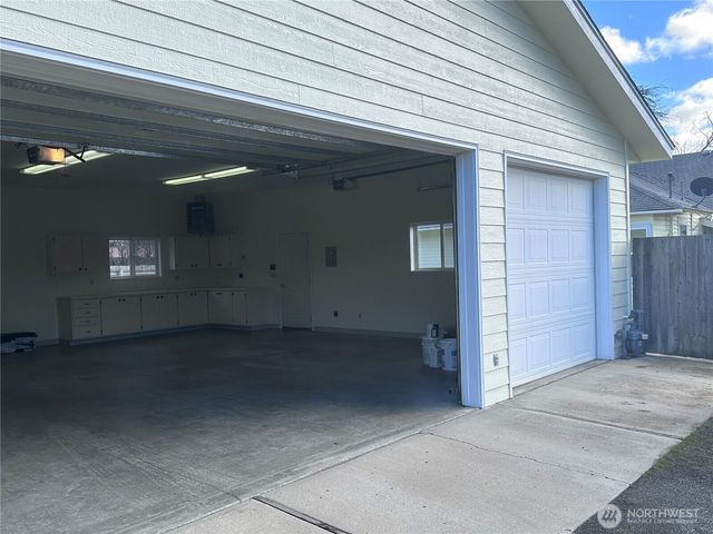 515 W 11th Avenue, Ellensburg, WA 98926