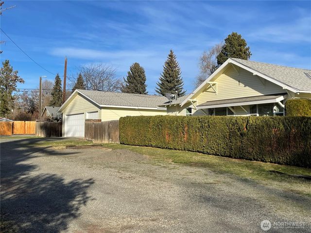 515 W 11th Avenue, Ellensburg, WA 98926