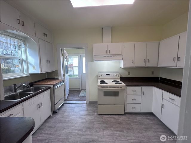 515 W 11th Avenue, Ellensburg, WA 98926