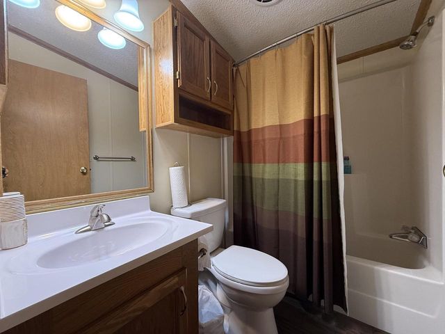 185 Timber Ridge Road, Wisconsin Dells, WI 53965