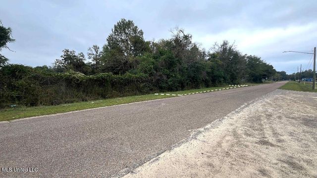 4410 +8150 Michigan Avenue, Gulfport, MS 39501