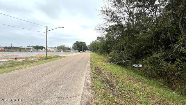 4410 +8150 Michigan Avenue, Gulfport, MS 39501