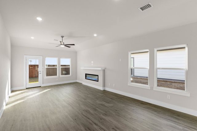 7317 Autumn Hill Drive, Denton, TX 76249